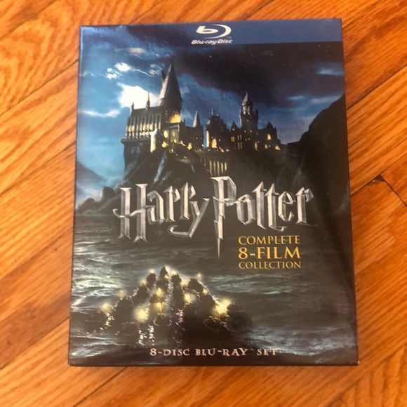 Hart Potter Complete 8-Film Collection- Blu- Ray Set